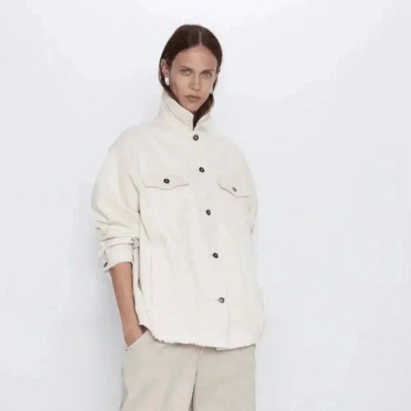 Zara Corduroy Oversized Loose Shirt Shacket Ivory Cream Long Sleeve Size  Small - Picture 4 of 13